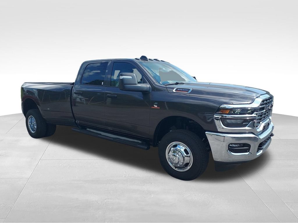 New 2027 RAM 3500 Tradesman AWD/4WD image 7