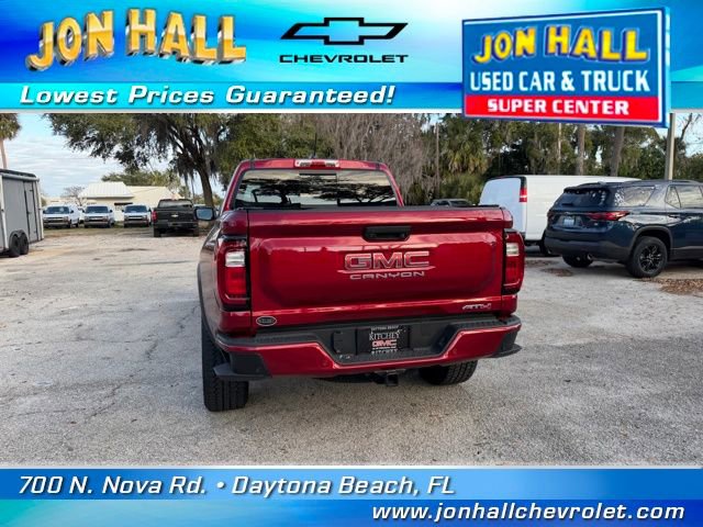 Used 2024 GMC Canyon AT4 w/ AT4 Premium Package image 9