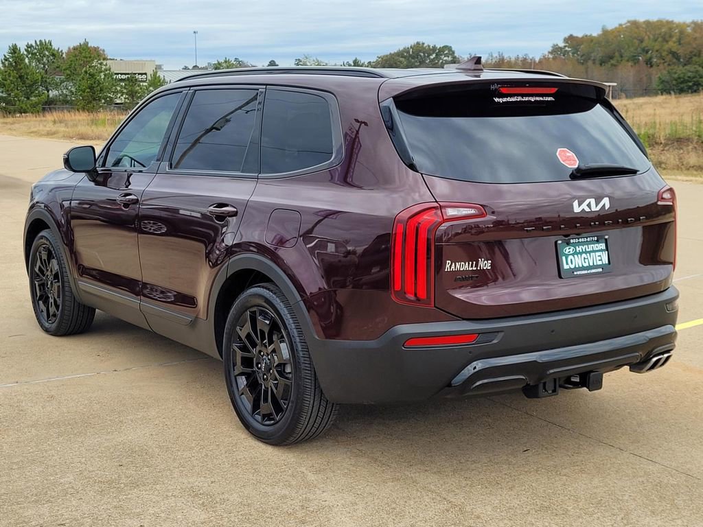 Used 2022 Kia Telluride SX w/ Nightfall Edition Package image 6