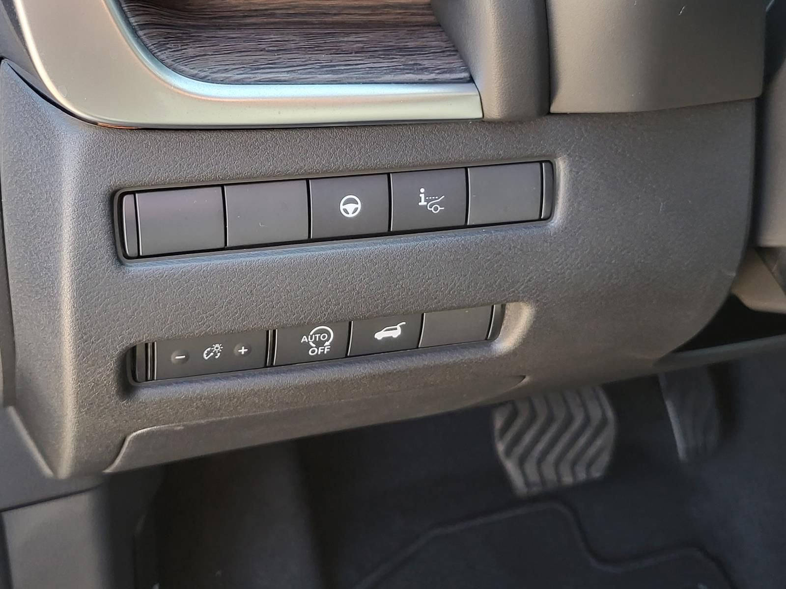 New 2026 Nissan Rogue Platinum image 22