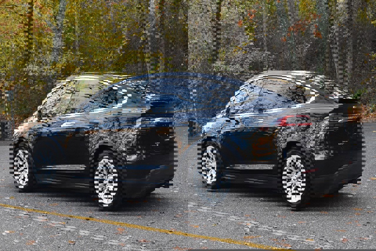 Used 2018 Tesla Model X 75D image 7