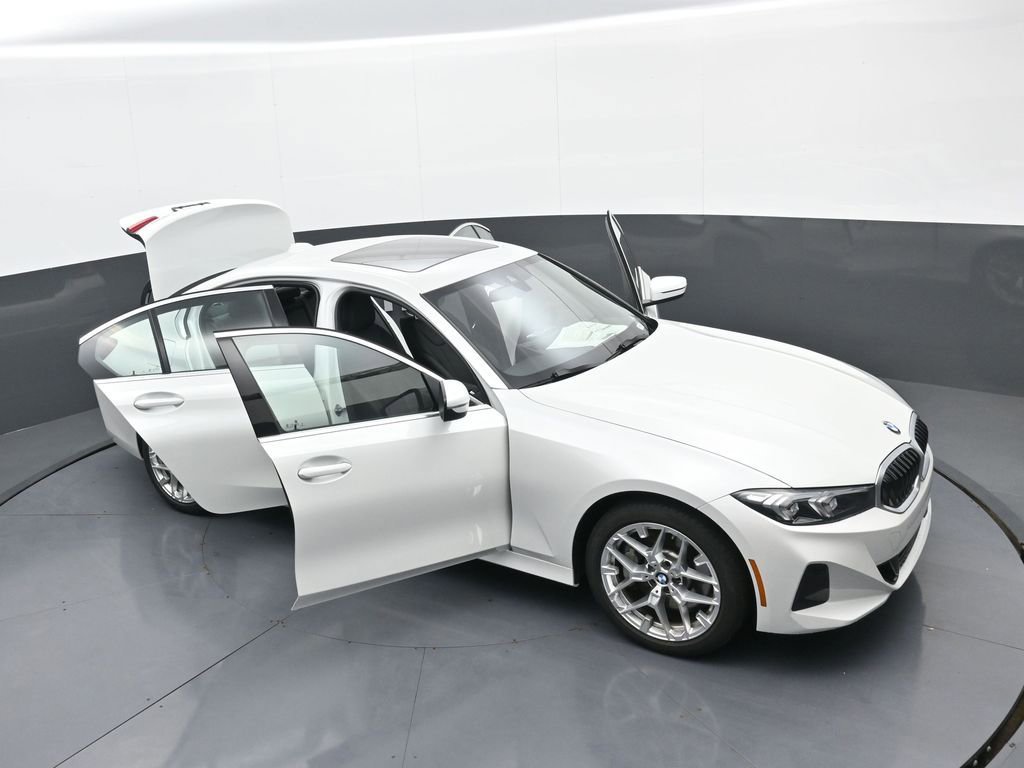 New 2025 BMW 330i xDrive Sedan w/ Convenience Package image 37