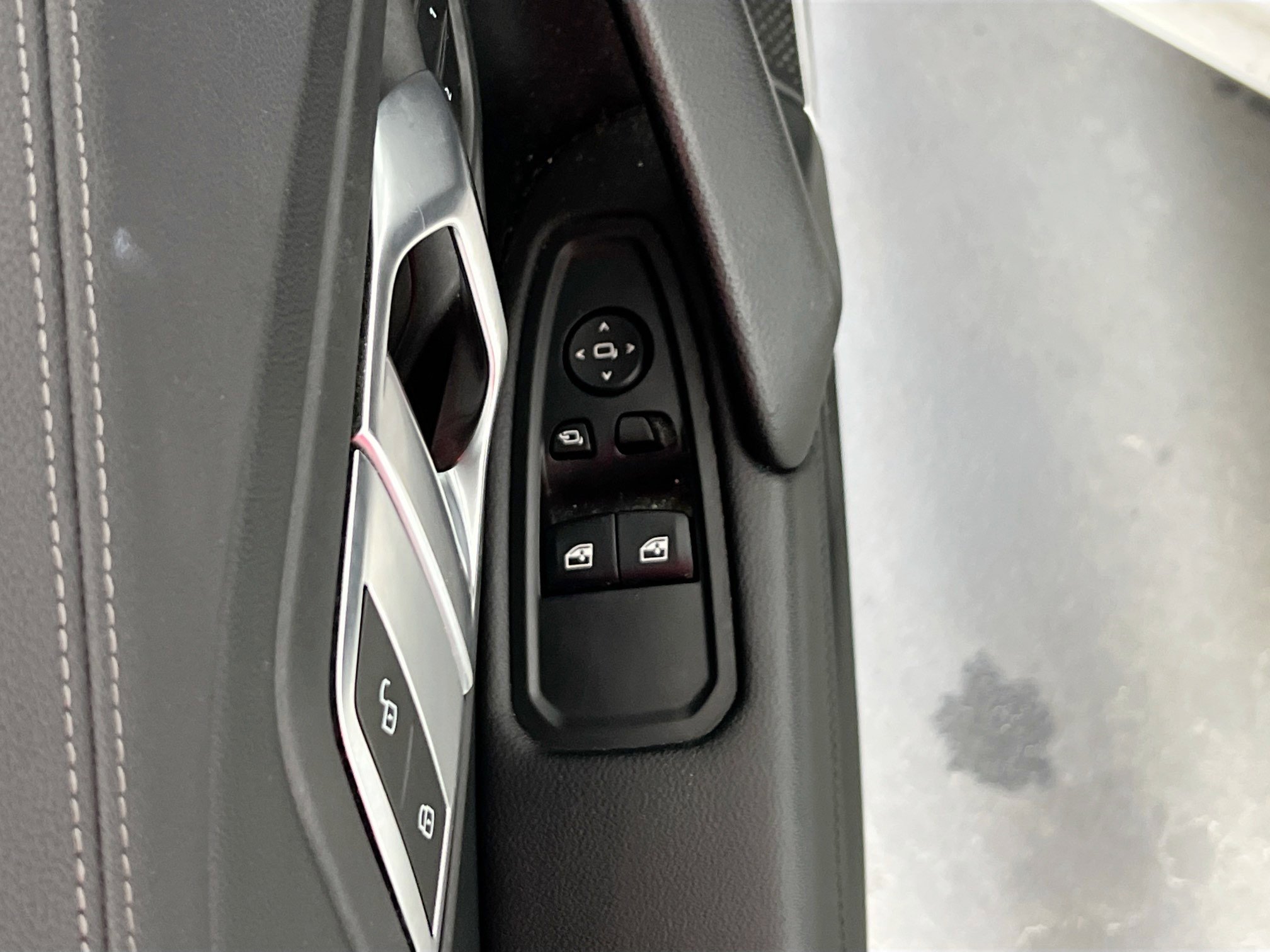 Used 2022 BMW Z4 sDrive30i w/ Driving Assistance Package image 18