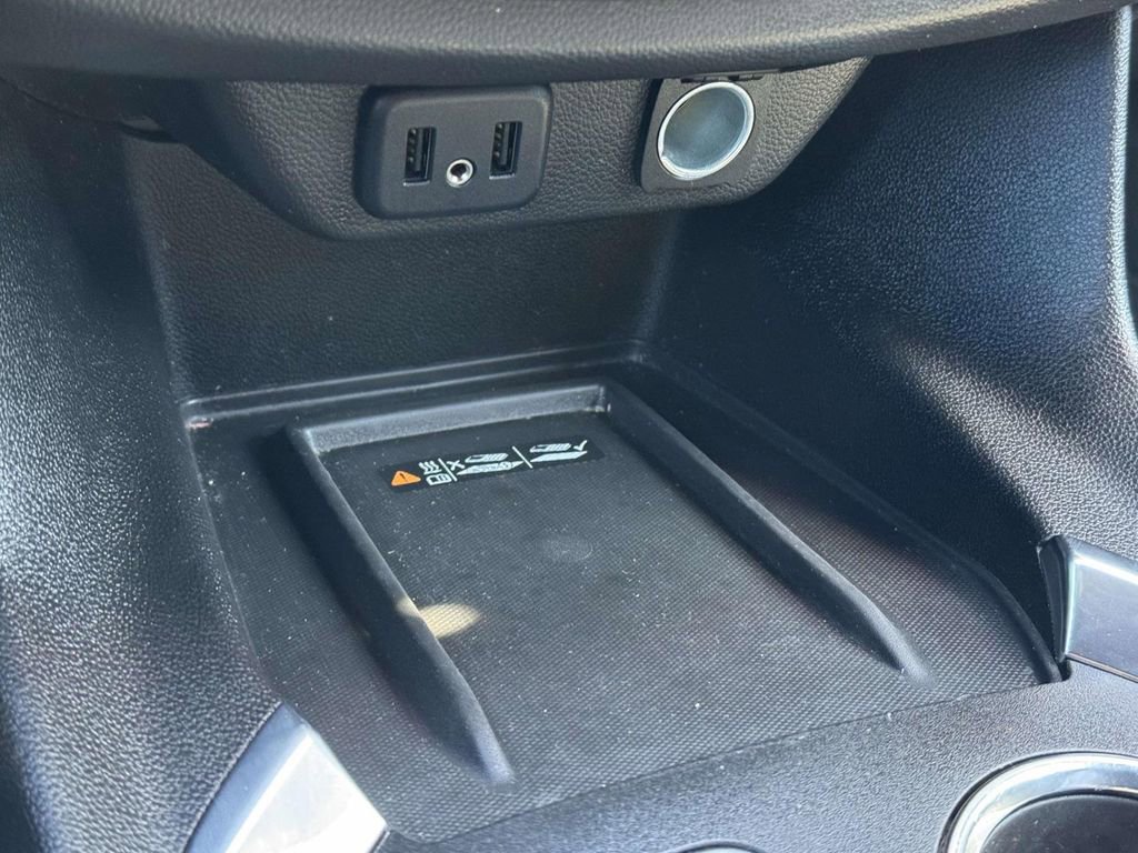 Used 2023 Chevrolet Traverse LT AWD/4WD image 25