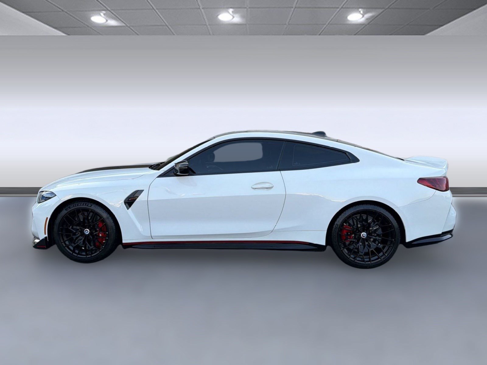 Used 2023 BMW M4 CSL RWD image 2