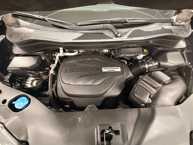 Certified 2019 Honda Pilot Touring image 9