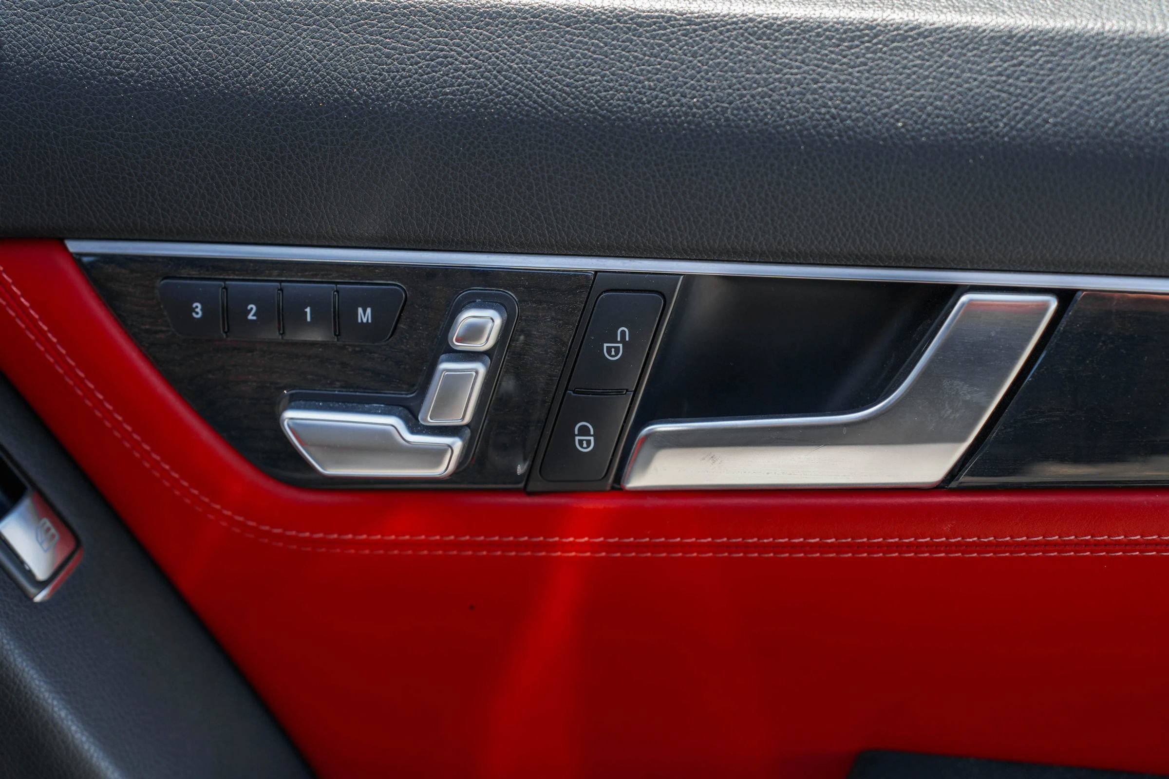 Used 2012 Mercedes-Benz C 63 AMG Sedan image 26