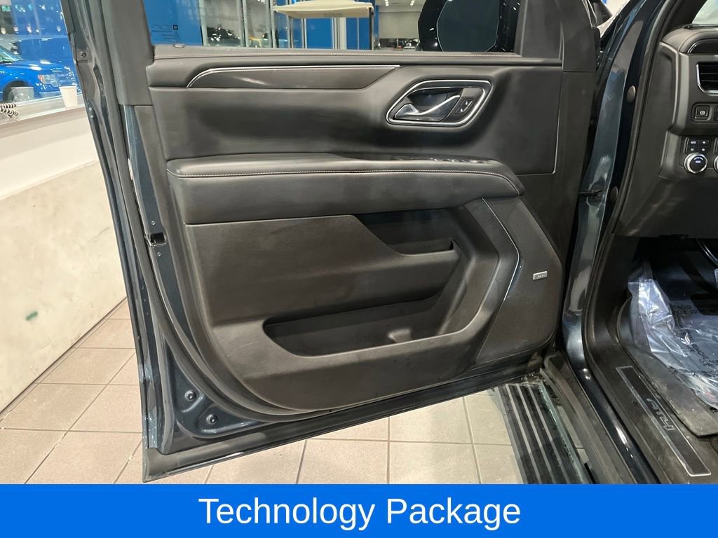 Used 2021 GMC Yukon AT4 w/ AT4 Premium Package image 13