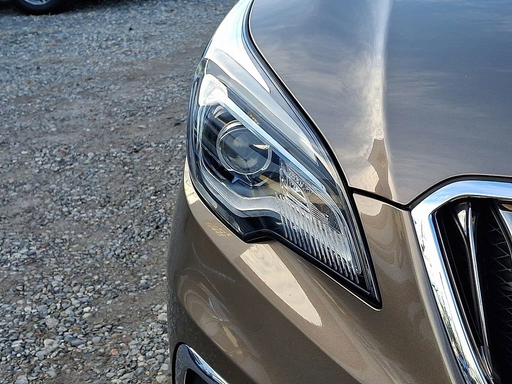 Used 2018 Buick Envision Essence w/ LPO, Hit The Road Package image 35