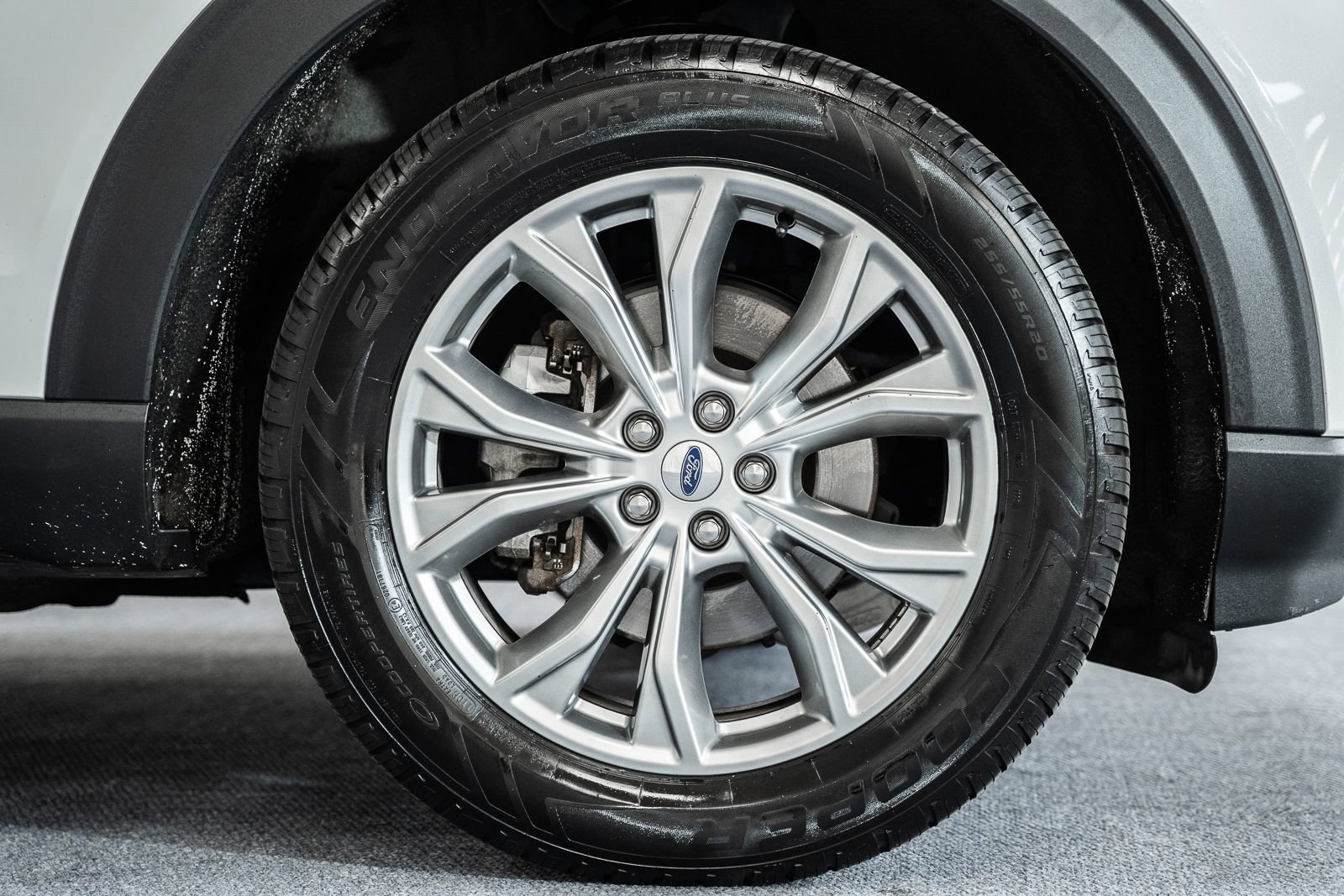 Used 2020 Ford Explorer Limited w/ Class III Trailer Tow Package image 25