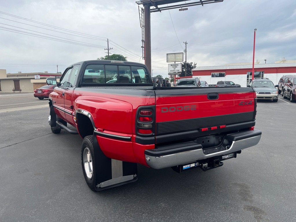 Used 1996 Dodge Ram 3500 Truck Laramie image 4