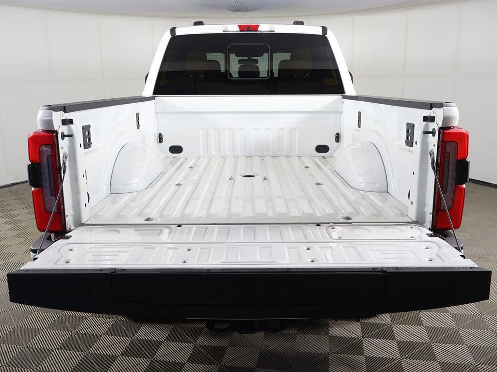 Used 2024 Ford F250 Platinum AWD/4WD image 18