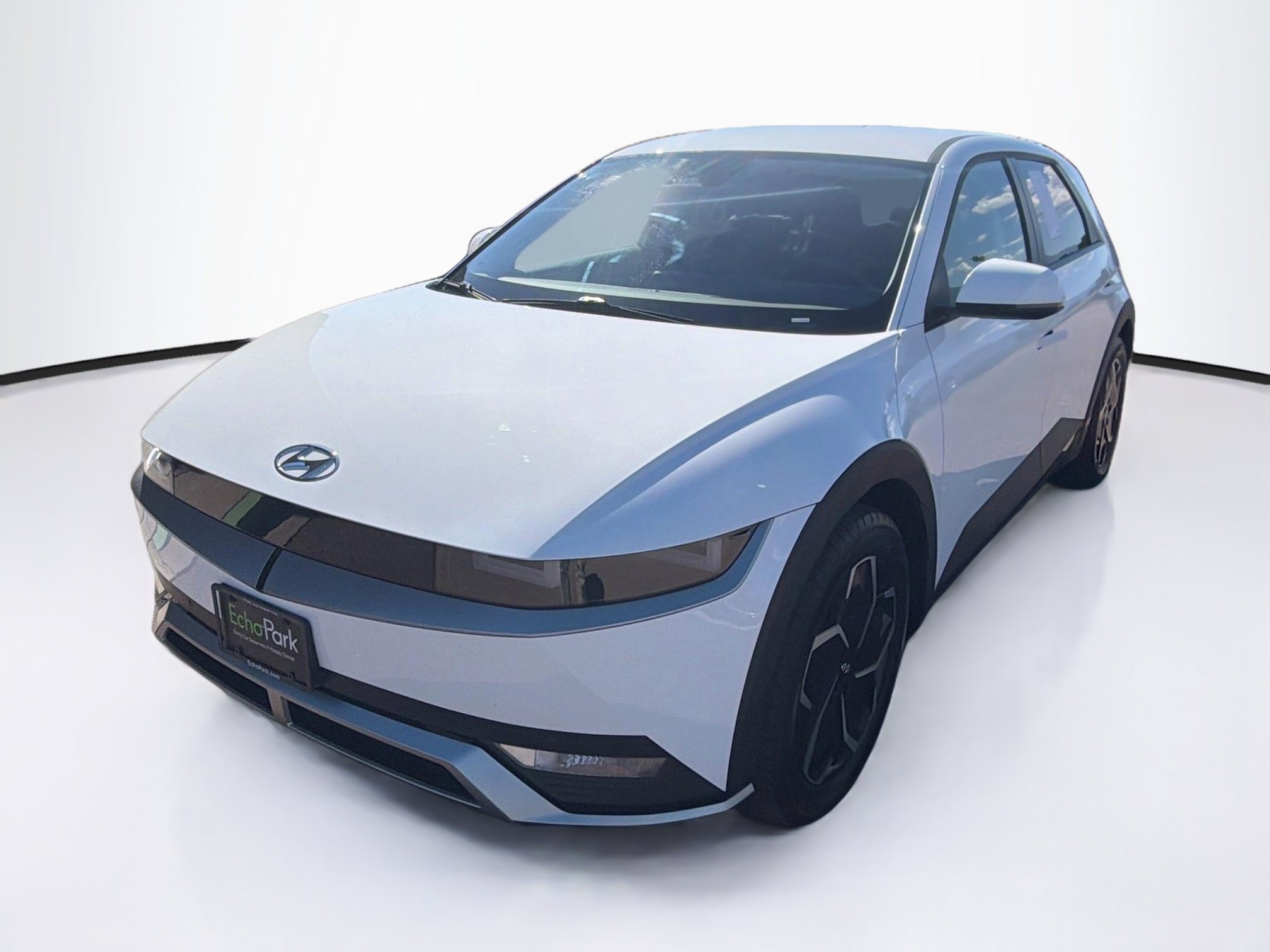 Used 2024 Hyundai Ioniq 5 SEL AWD/4WD image 3