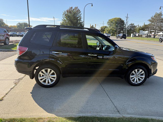 Used 2012 Subaru Forester 2.5X Premium AWD/4WD image 4