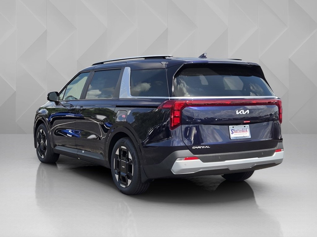 New 2026 Kia Carnival EX image 3