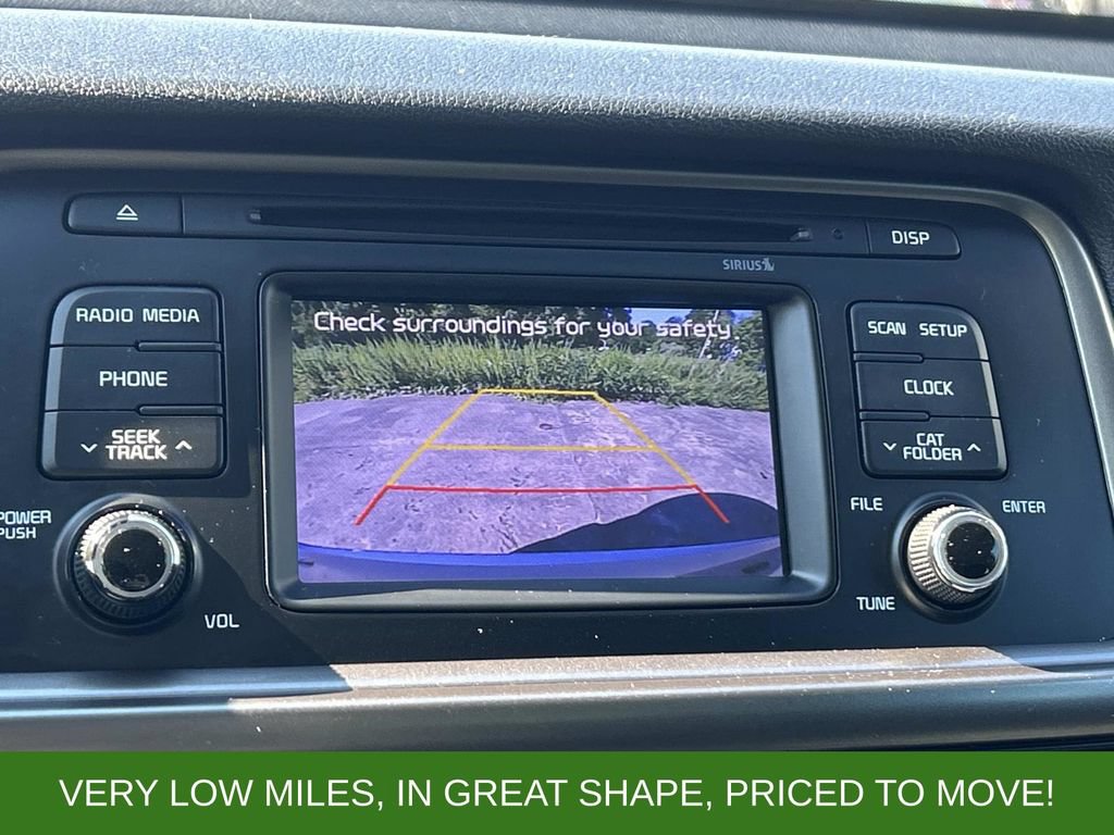 Used 2017 Kia Optima LX FWD image 28