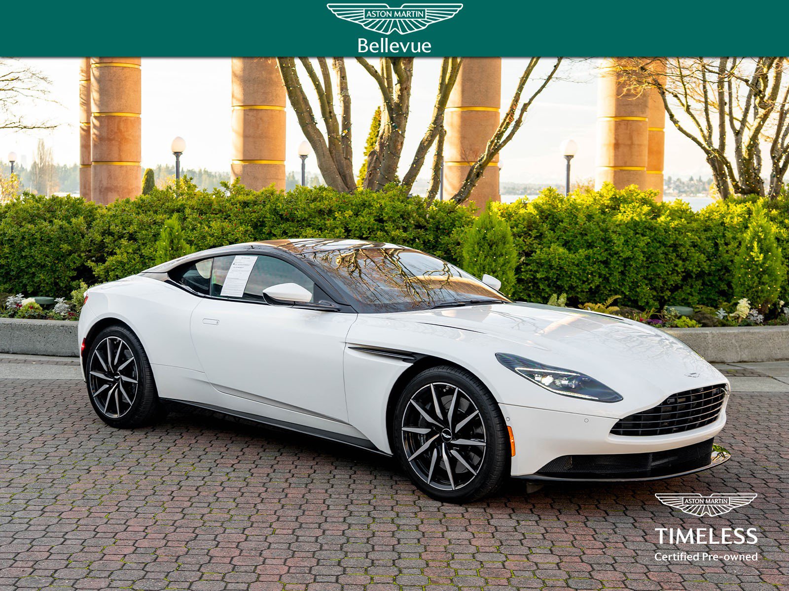 Used 2019 Aston Martin DB11 Coupe image 1