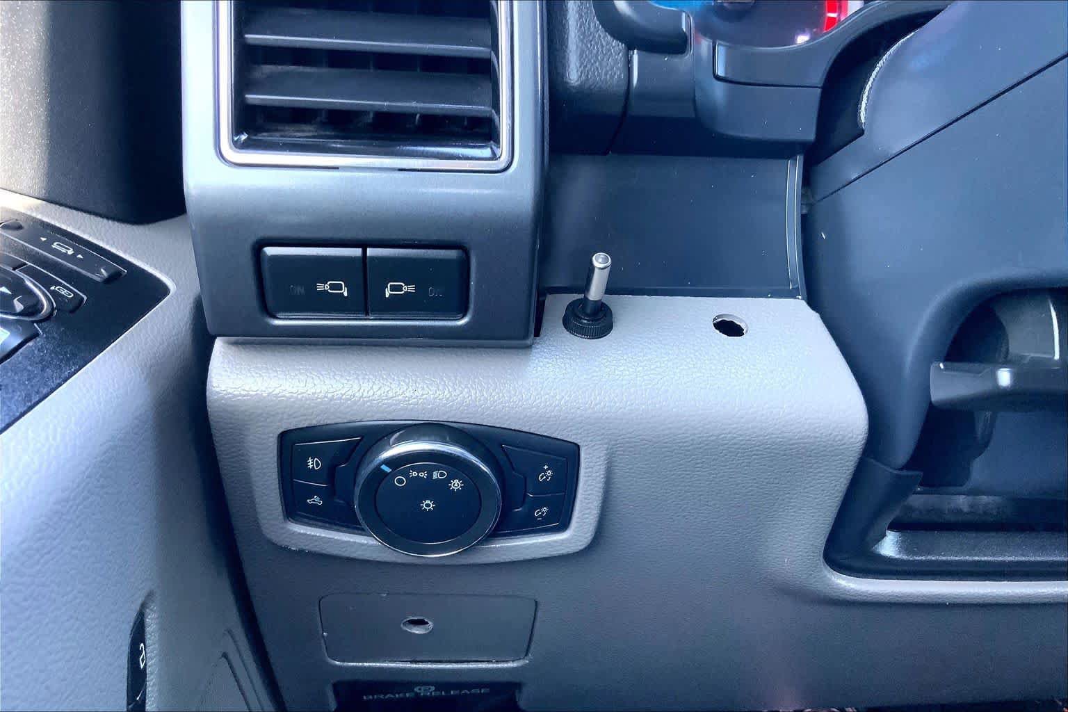 Used 2022 Ford F250 XLT w/ XLT Value Package AWD/4WD image 33