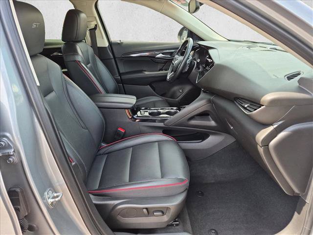 Used 2023 Buick Envision Essence w/ Sport Touring Package FWD image 21
