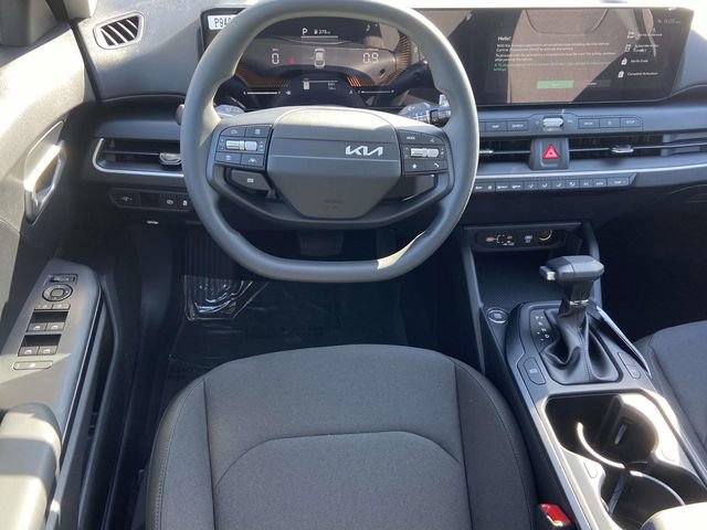 New 2026 Kia K4 FWD image 9
