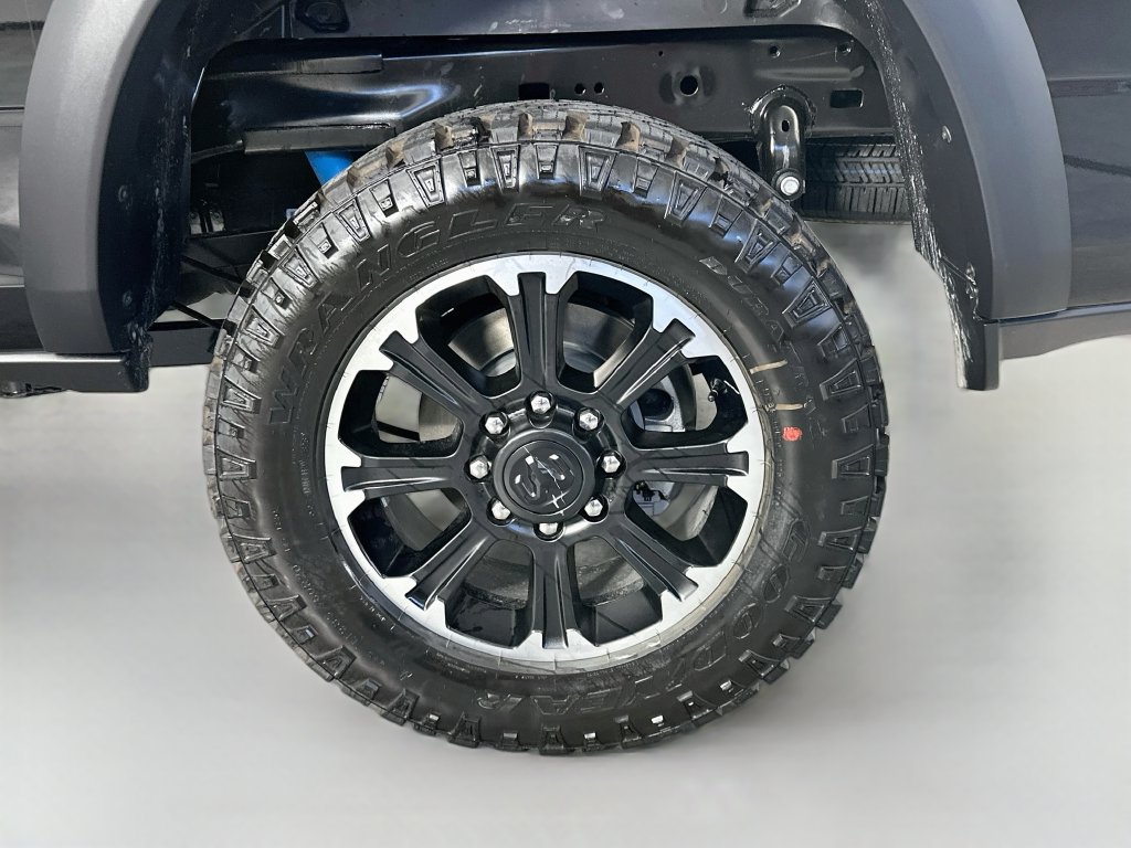 New 2026 RAM 2500 Warlock AWD/4WD image 17
