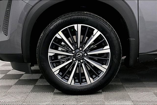 New 2026 Nissan Pathfinder Platinum image 12