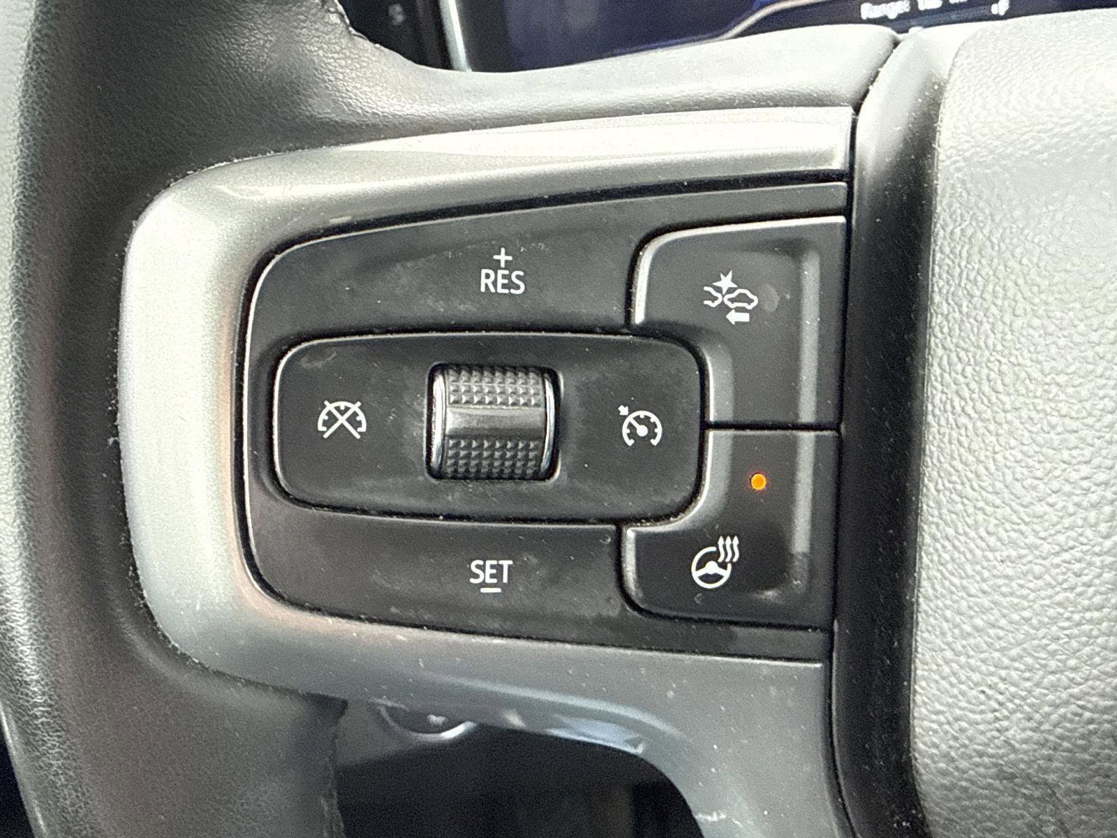 Used 2023 Chevrolet Silverado 1500 LT image 19