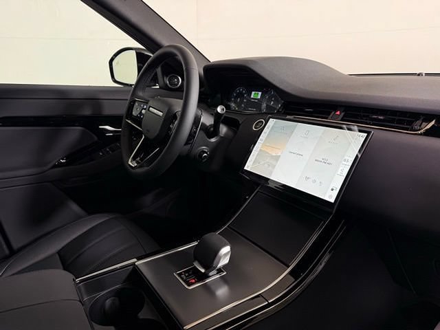 Certified 2026 Land Rover Range Rover Evoque S AWD/4WD image 35