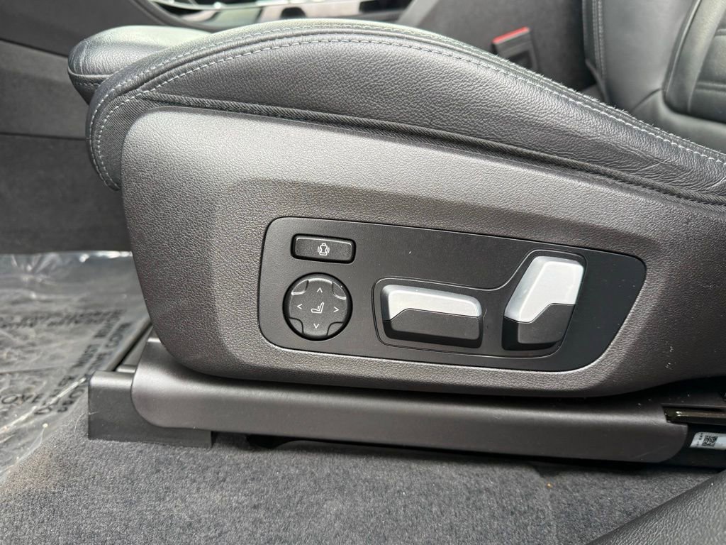 Used 2021 BMW X4 xDrive30i image 32