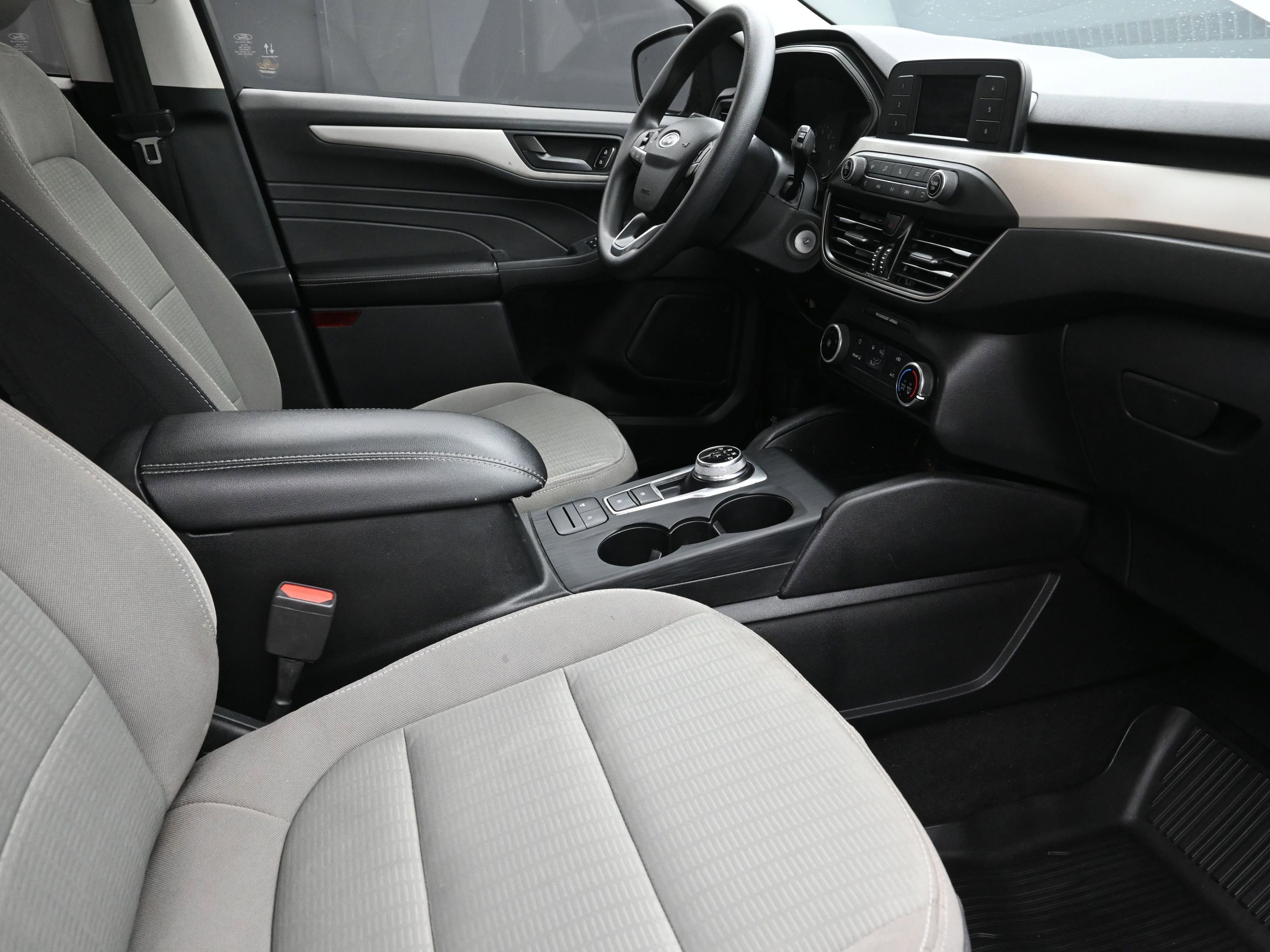 Used 2022 Ford Escape S image 27