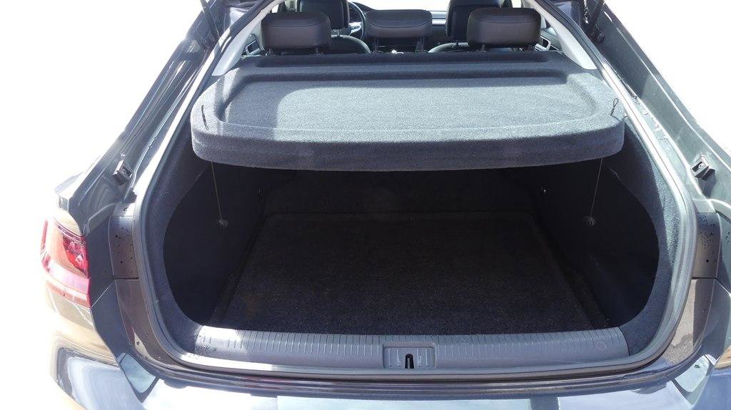 Used 2021 Volkswagen Arteon SE FWD image 35