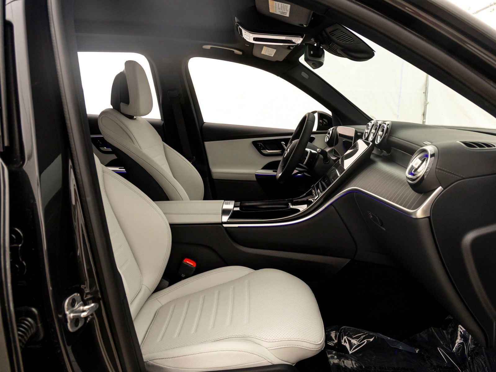 New 2026 Mercedes-Benz GLC 300 image 27