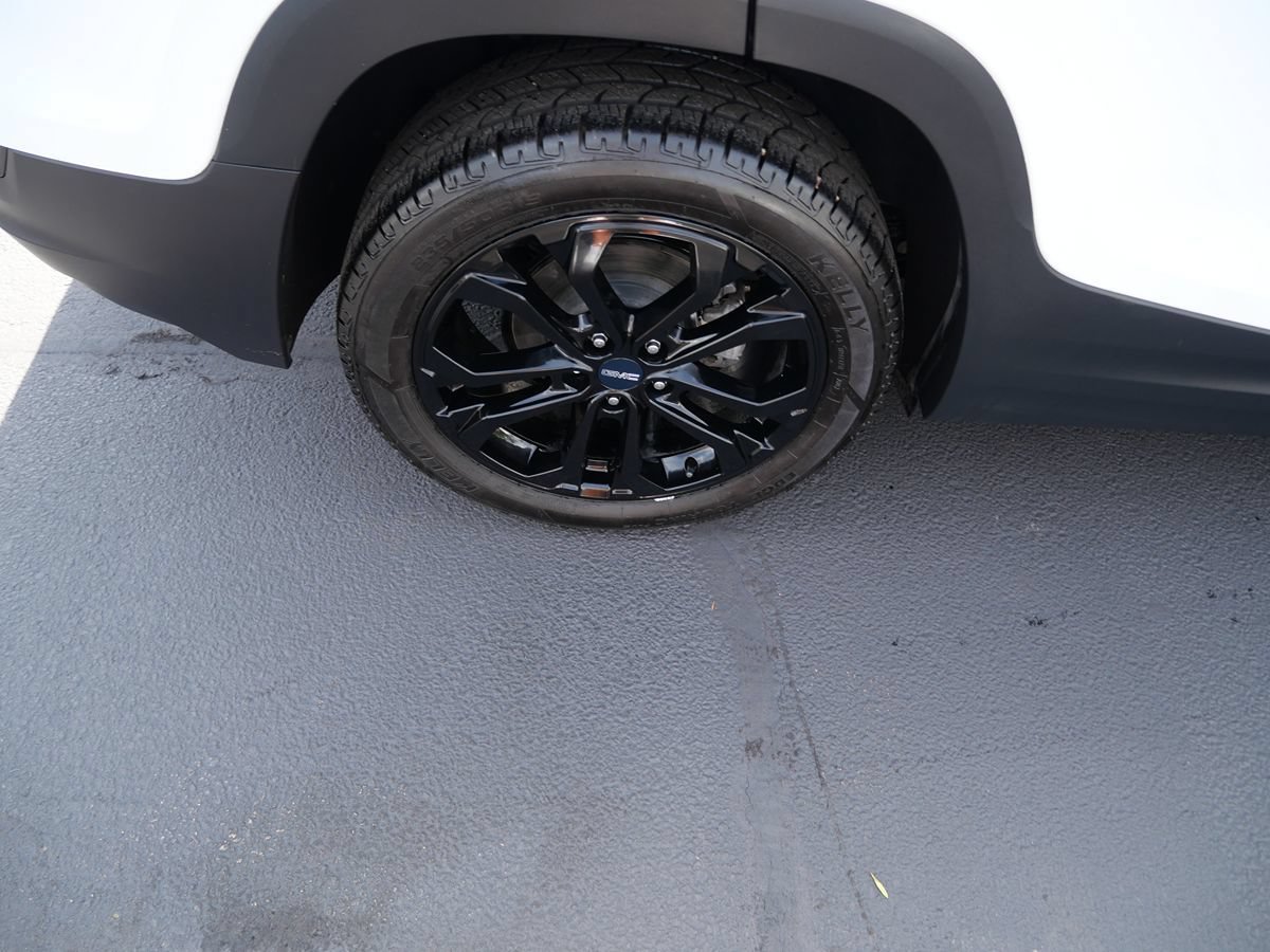Used 2020 GMC Terrain SLT w/ Preferred Package FWD image 30