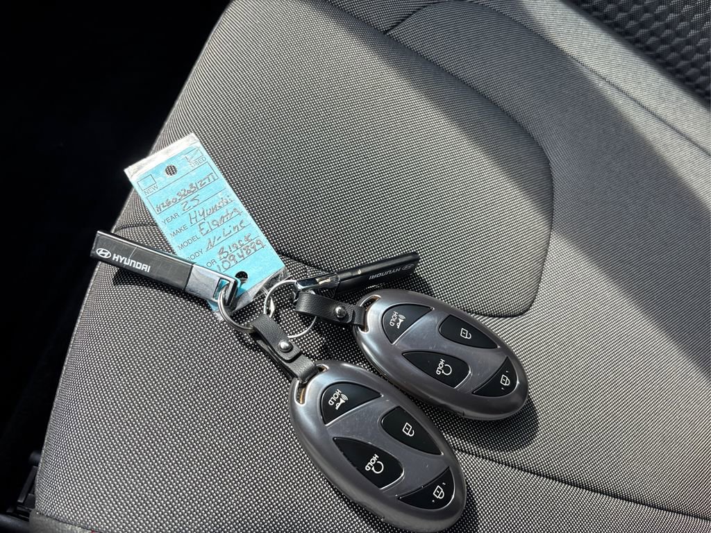 Used 2025 Hyundai Elantra N Line image 39