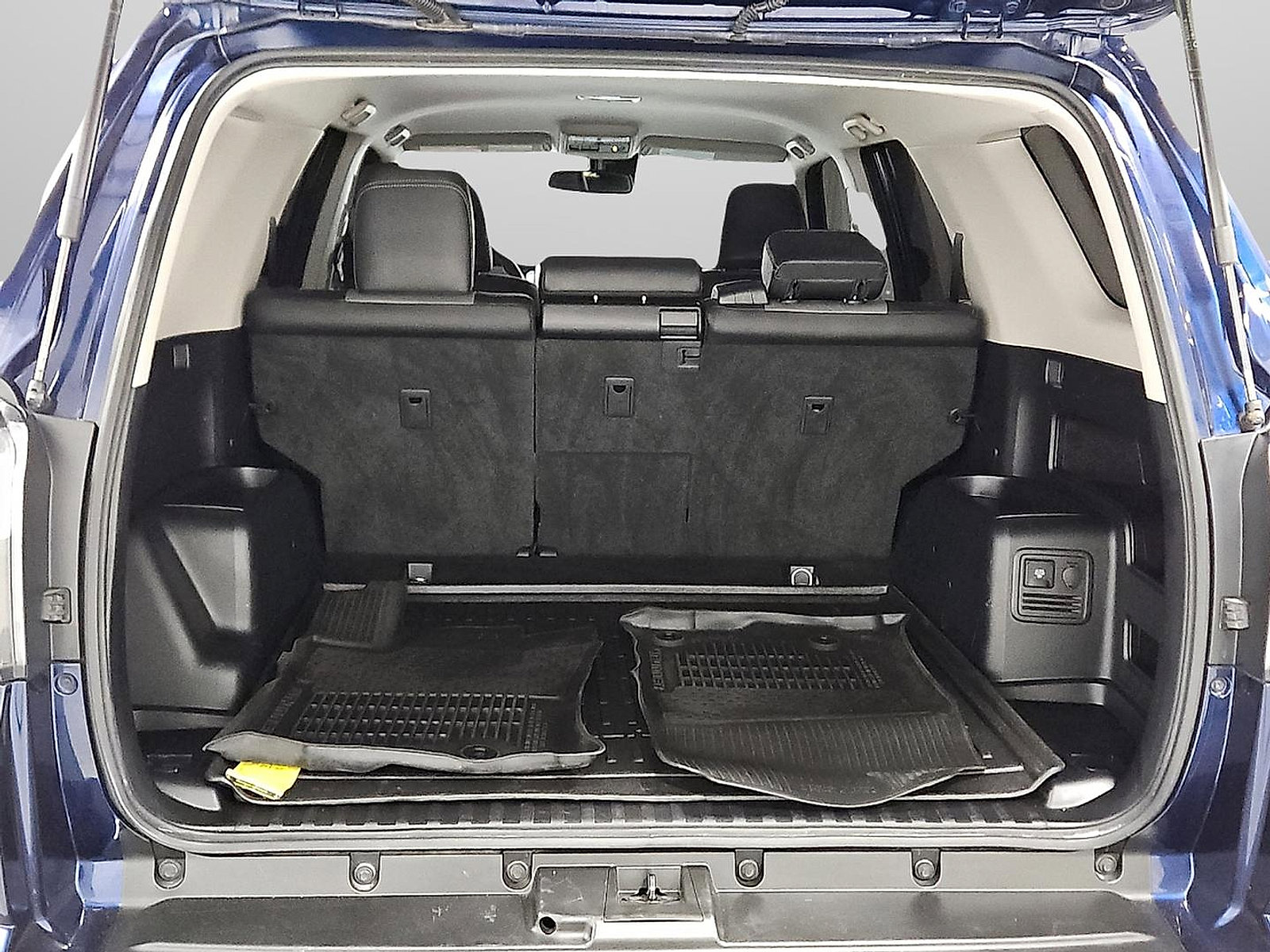 Certified 2023 Toyota 4Runner SR5 Premium image 6