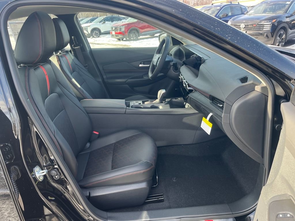 New 2026 Nissan Sentra SR w/ SR Premium Package FWD image 16