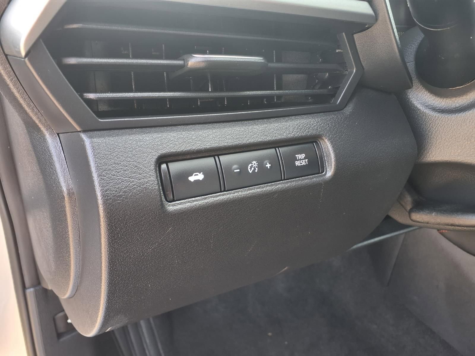 Used 2024 Nissan Altima 2.5 SR image 17