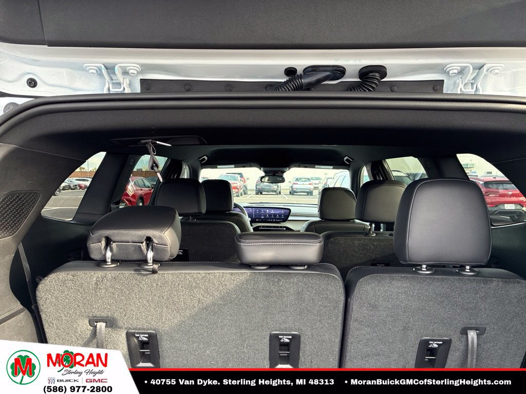 Used 2026 Buick Enclave Sport Touring FWD image 8