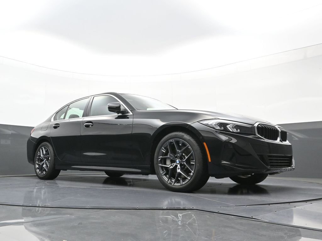 New 2025 BMW 330i xDrive Sedan w/ Convenience Package AWD/4WD image 21