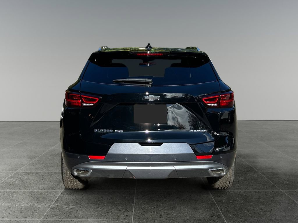New 2025 Chevrolet Blazer Premier w/ Driver Confidence II Package AWD/4WD image 6