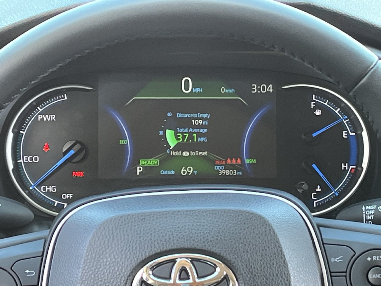 Used 2023 Toyota RAV4 XLE Premium AWD/4WD image 13