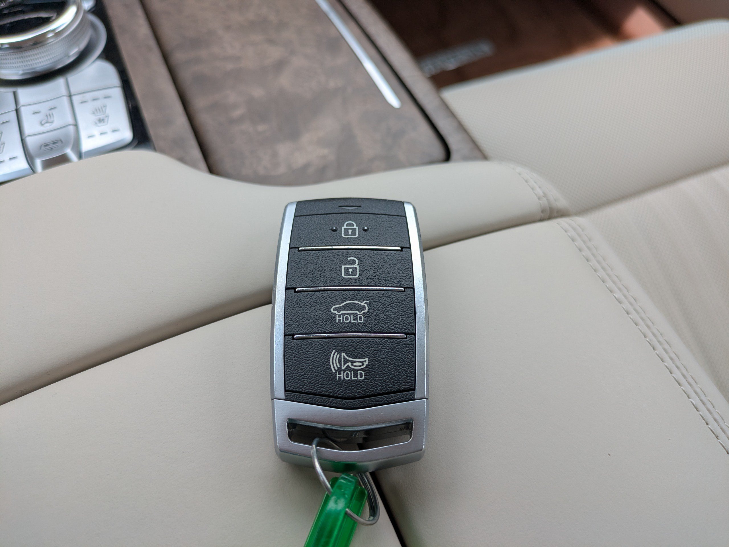 Used 2021 Genesis G90 5.0 Ultimate AWD/4WD image 32