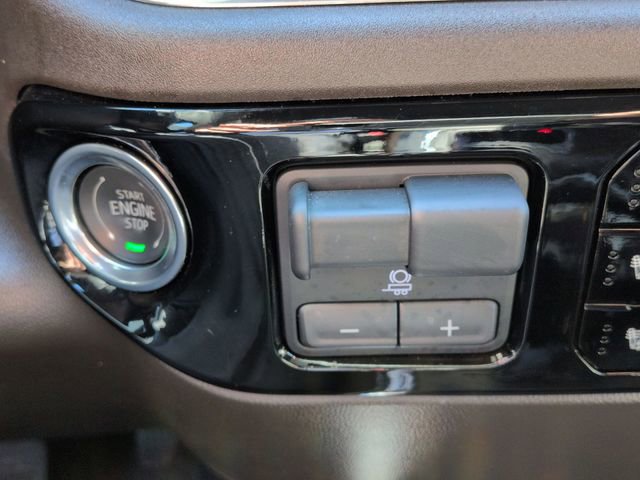 Used 2024 Chevrolet Silverado 1500 LTZ image 19