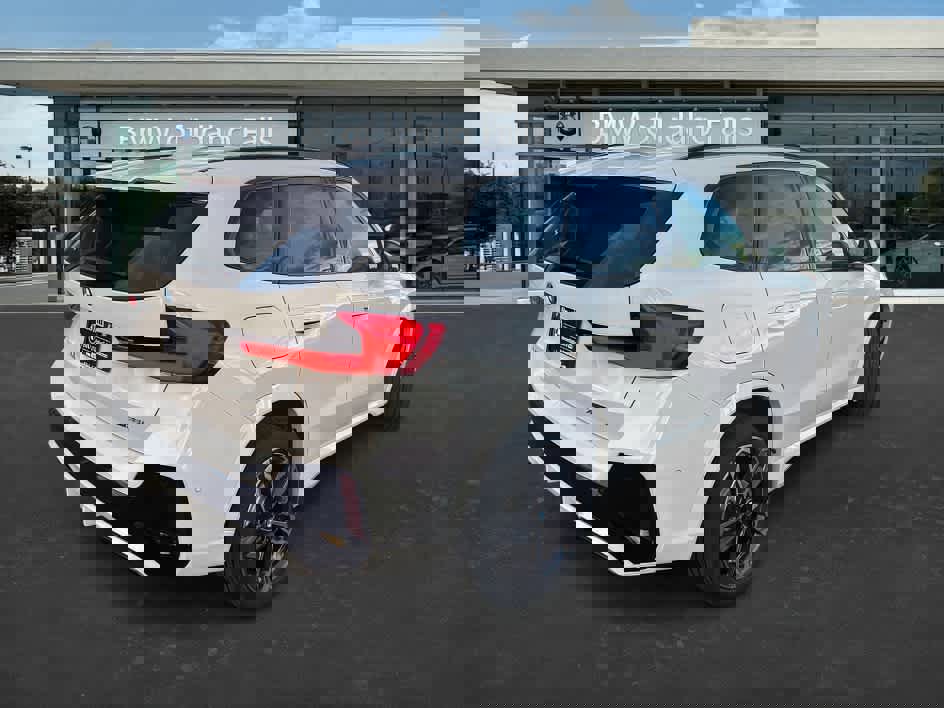 Used 2026 BMW X1 xDrive28i w/ Technology Package image 9