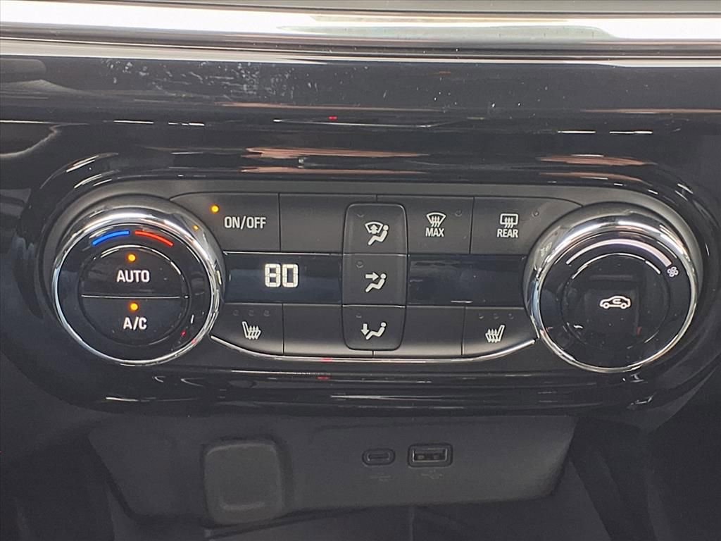 New 2026 Chevrolet Trax RS w/ Sunroof Package image 15