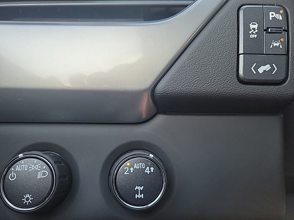 Used 2018 Chevrolet Tahoe LT image 31