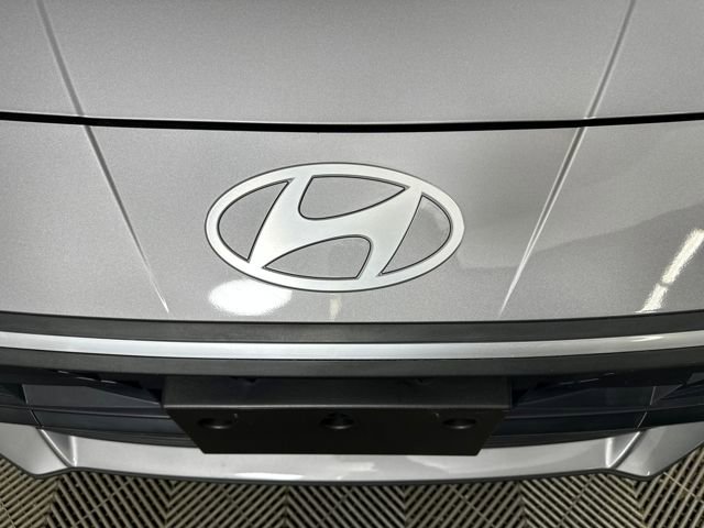 Used 2024 Hyundai Elantra SE image 9