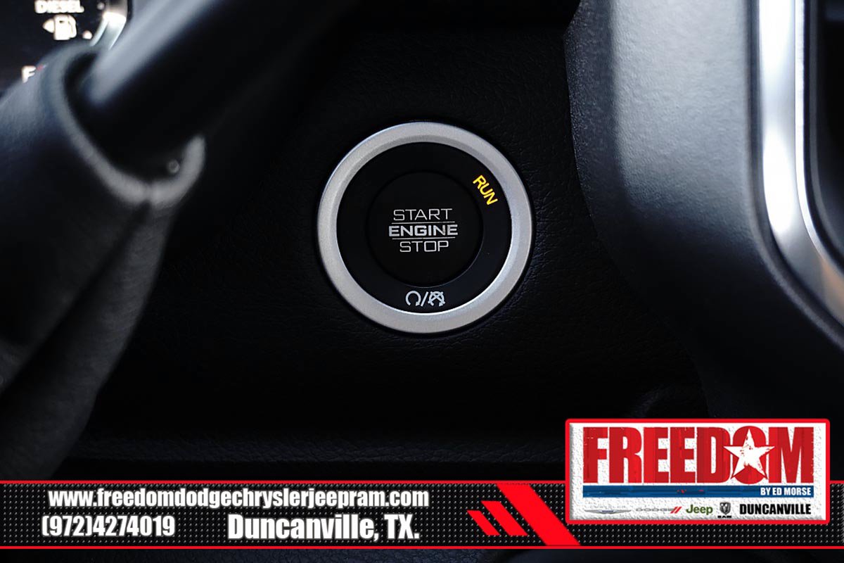 Used 2025 RAM 3500 Laramie AWD/4WD image 34