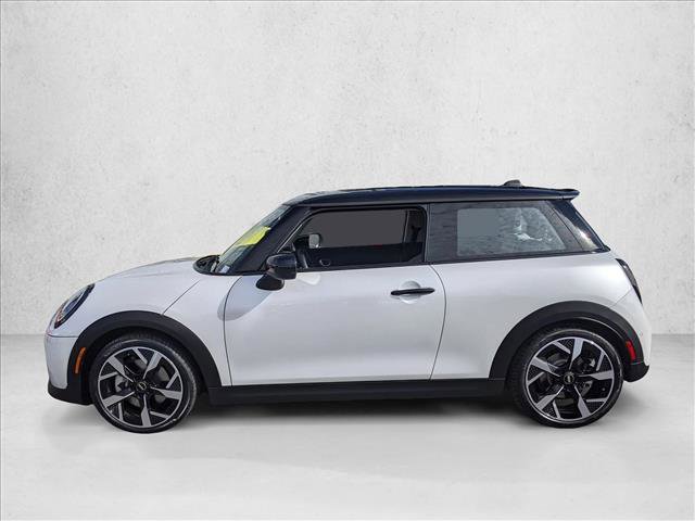 Certified 2025 MINI Cooper S image 9