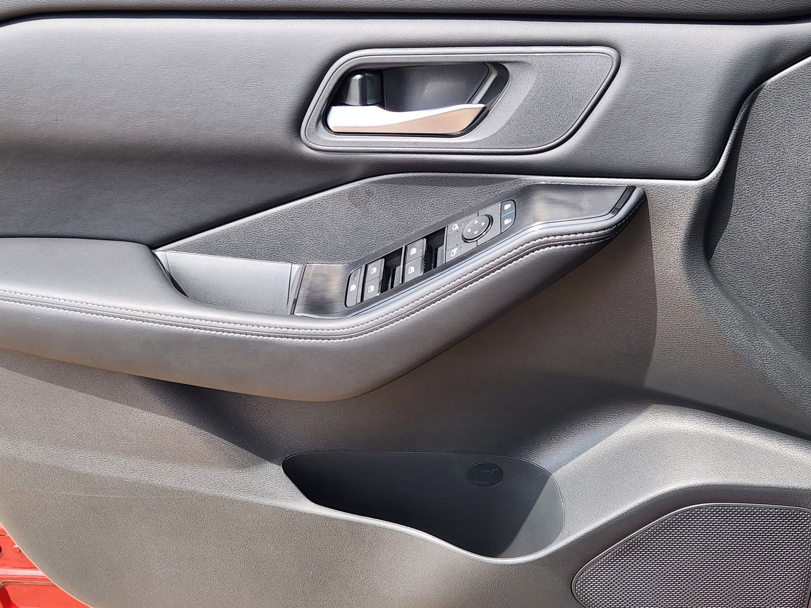 New 2026 Nissan Rogue SV image 20